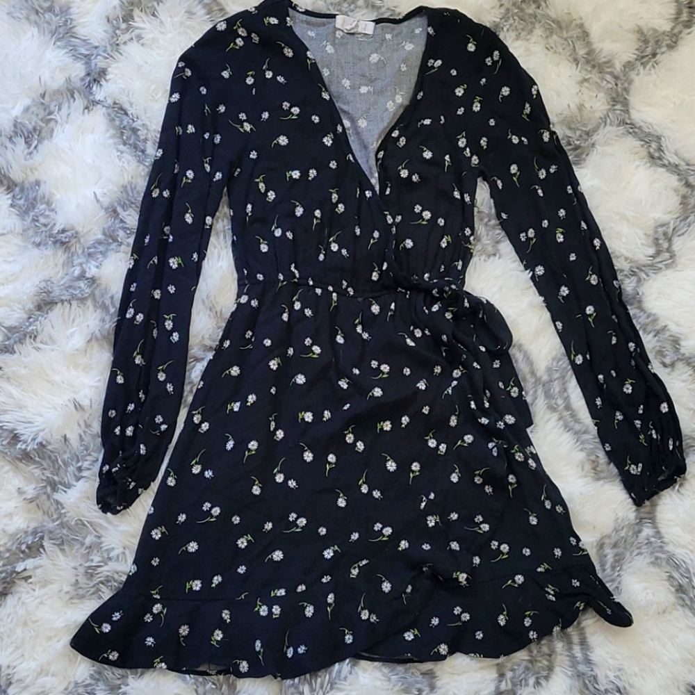 Long Sleeve Black Floral Printed V Neck Wrap Dress